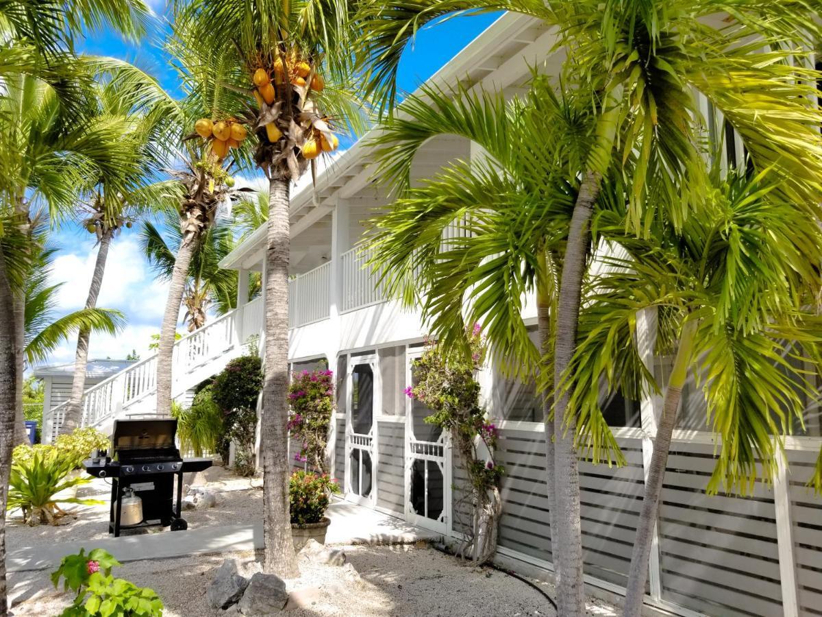 Grace Bay Place Exterior photo